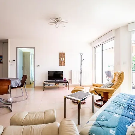 Appartement Nouveau Neuf Avec Balcon *